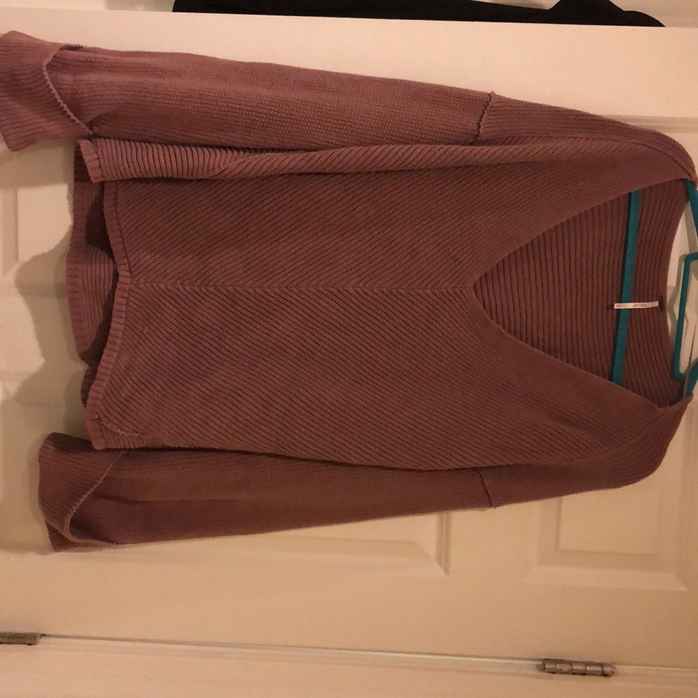 Bell sleeve free people rose colored sweater